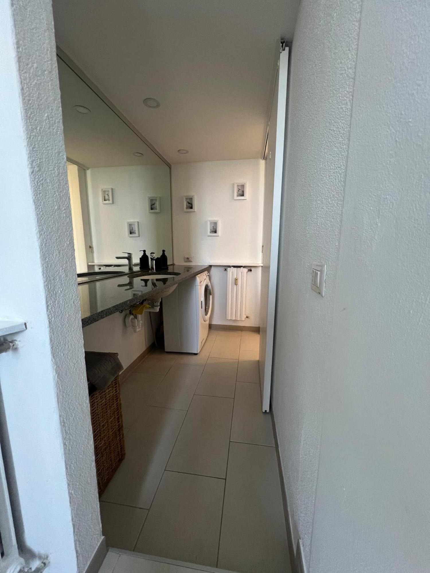 New Apartment With Balcony, Isola Bosco Verticale ميلان المظهر الخارجي الصورة